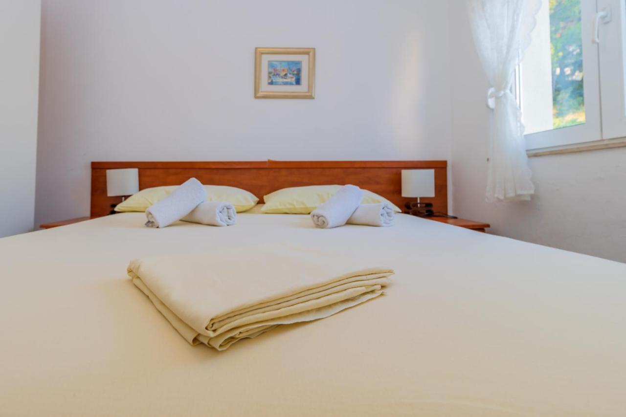 Apartments Villa Mandolina Marusici (Split-Dalmatia) Exterior foto