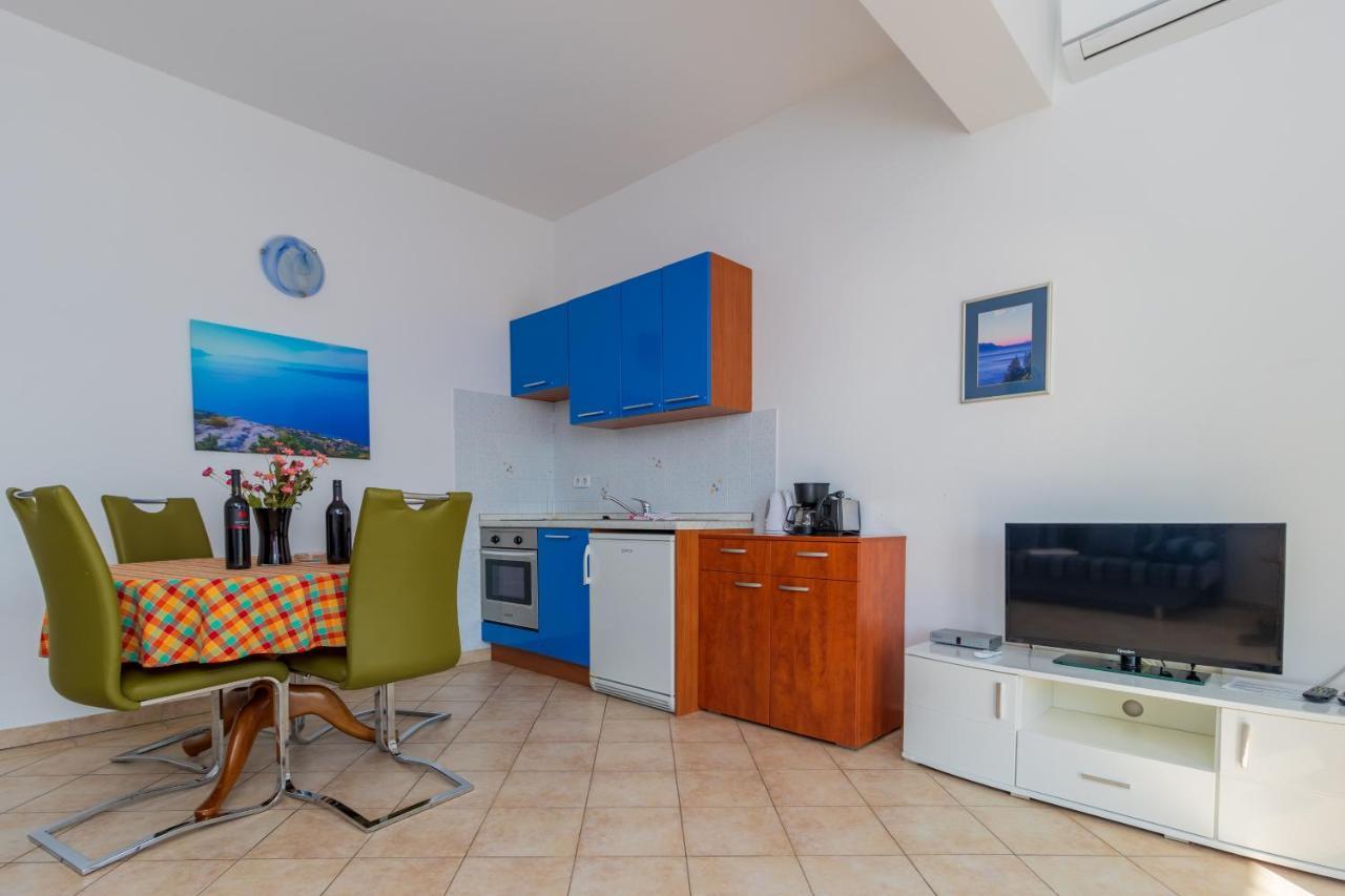 Apartments Villa Mandolina Marusici (Split-Dalmatia) Exterior foto