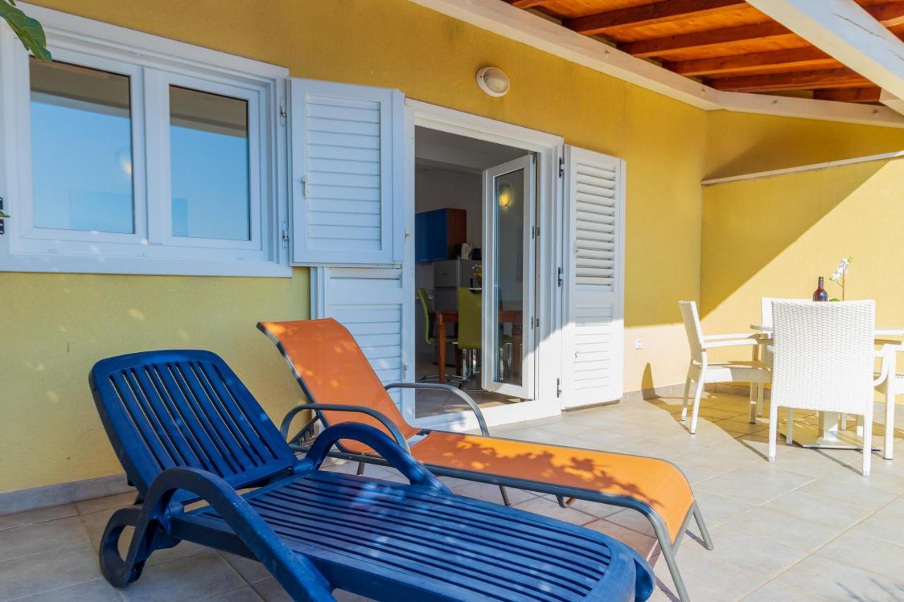 Apartments Villa Mandolina Marusici (Split-Dalmatia) Exterior foto