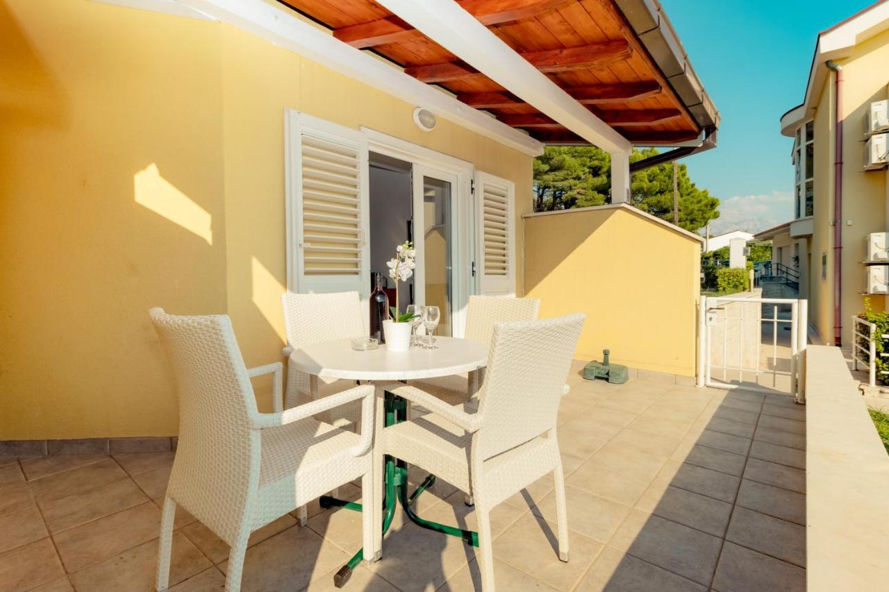 Apartments Villa Mandolina Marusici (Split-Dalmatia) Exterior foto